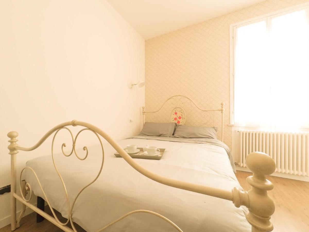 Bed and Breakfast Il Bianconiglio R&B Carraie Exterior foto